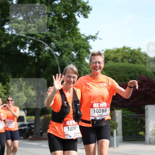15.06.2025 - REWE Women's Run Jannik Wohlers http://msf.ph/oto/7938091 15.06.2025 09:55:48 Laufen 10285, 10261 meine-sportfotos.de