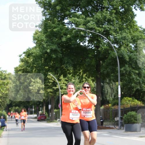 15.06.2025 - REWE Women's Run Jannik Wohlers http://msf.ph/oto/7938113 15.06.2025 09:55:49 Laufen 10595, 10389 meine-sportfotos.de