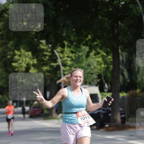 15.06.2025 - REWE Women's Run Jannik Wohlers http://msf.ph/oto/7938139 15.06.2025 08:43:50 Laufen 10186 meine-sportfotos.de