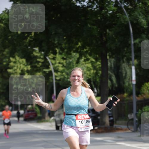 15.06.2025 - REWE Women's Run Jannik Wohlers http://msf.ph/oto/7938149 15.06.2025 08:43:51 Laufen 10186 meine-sportfotos.de