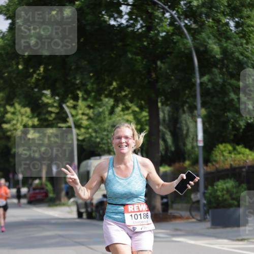 15.06.2025 - REWE Women's Run Jannik Wohlers http://msf.ph/oto/7938161 15.06.2025 08:43:51 Laufen 10186 meine-sportfotos.de
