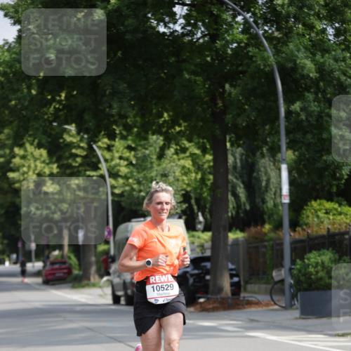 15.06.2025 - REWE Women's Run Jannik Wohlers http://msf.ph/oto/7938304 15.06.2025 08:43:57 Laufen 10529 meine-sportfotos.de