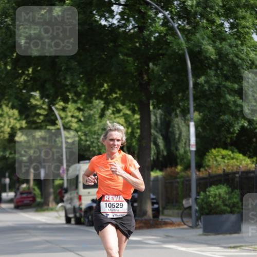 15.06.2025 - REWE Women's Run Jannik Wohlers http://msf.ph/oto/7938318 15.06.2025 08:43:58 Laufen  meine-sportfotos.de