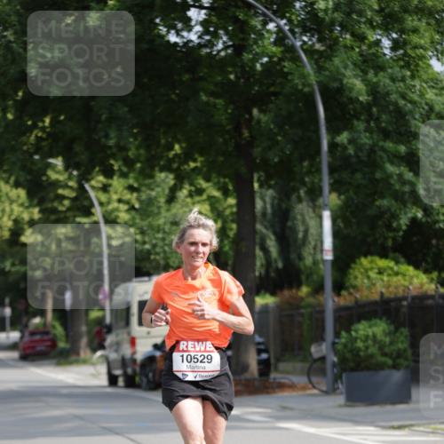 15.06.2025 - REWE Women's Run Jannik Wohlers http://msf.ph/oto/7938321 15.06.2025 08:43:58 Laufen 10529 meine-sportfotos.de