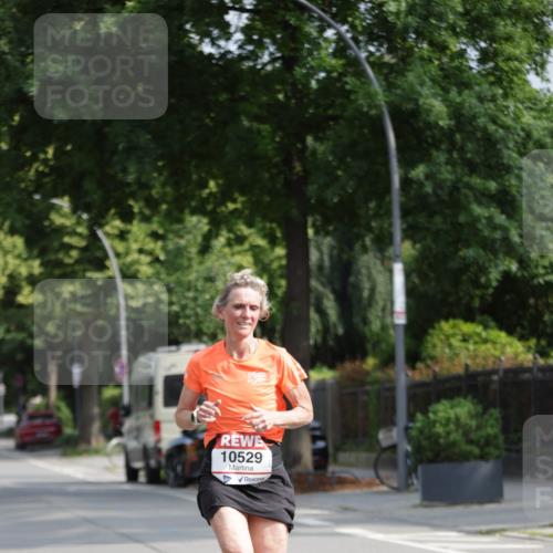 15.06.2025 - REWE Women's Run Jannik Wohlers http://msf.ph/oto/7938324 15.06.2025 08:43:58 Laufen 10529 meine-sportfotos.de