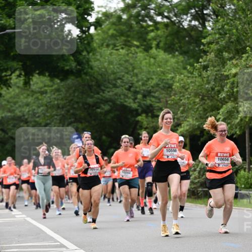 15.06.2025 - REWE Women's Run Dr. Thomas Lammeyer http://msf.ph/oto/7938338 15.06.2025 09:20:04 Laufen 10598, 10656 meine-sportfotos.de