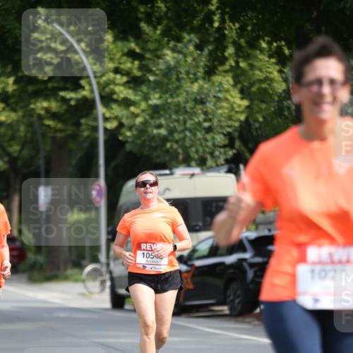 15.06.2025 - REWE Women's Run Jannik Wohlers http://msf.ph/oto/7938379 15.06.2025 09:56:11 Laufen 105, 107 meine-sportfotos.de