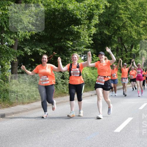 15.06.2025 - REWE Women's Run Jannik Wohlers http://msf.ph/oto/7938387 15.06.2025 10:14:25 Laufen 5654, 5572, 5629 meine-sportfotos.de