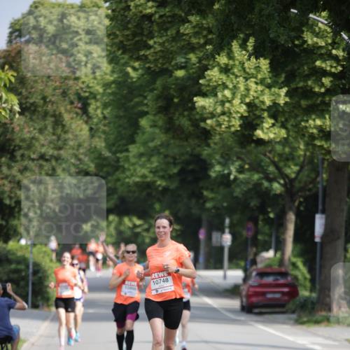 15.06.2025 - REWE Women's Run Jannik Wohlers http://msf.ph/oto/7938403 15.06.2025 08:44:09 Laufen 10748 meine-sportfotos.de