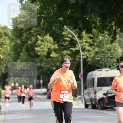 15.06.2025 - REWE Women's Run Jannik Wohlers http://msf.ph/oto/7938435 15.06.2025 09:56:12 Laufen 10749 meine-sportfotos.de