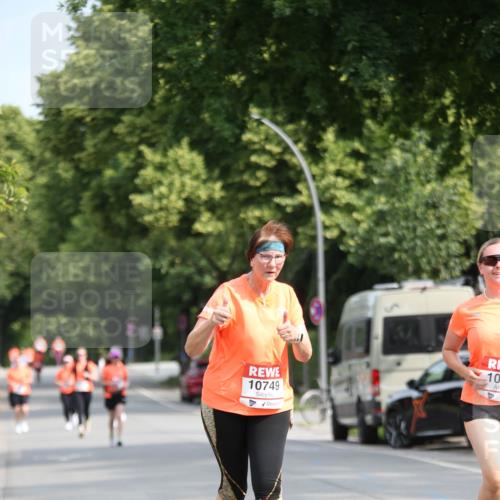 15.06.2025 - REWE Women's Run Jannik Wohlers http://msf.ph/oto/7938439 15.06.2025 09:56:13 Laufen 10749 meine-sportfotos.de