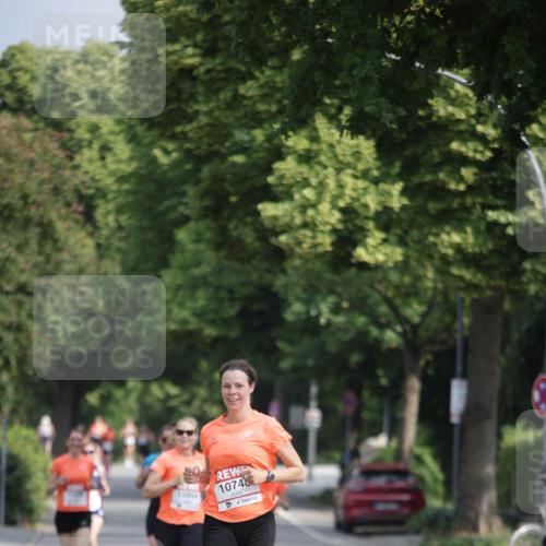 15.06.2025 - REWE Women's Run Jannik Wohlers http://msf.ph/oto/7938473 15.06.2025 08:44:10 Laufen 10866, 1074 meine-sportfotos.de