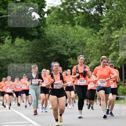 15.06.2025 - REWE Women's Run Dr. Thomas Lammeyer http://msf.ph/oto/7938485 15.06.2025 09:20:06 Laufen 10618, 10284, 10114 meine-sportfotos.de