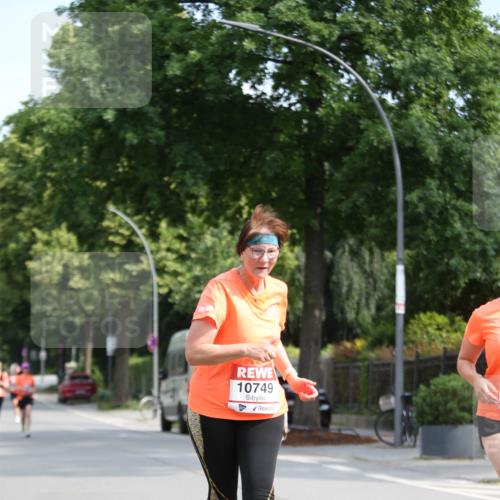 15.06.2025 - REWE Women's Run Jannik Wohlers http://msf.ph/oto/7938494 15.06.2025 09:56:15 Laufen 10749 meine-sportfotos.de