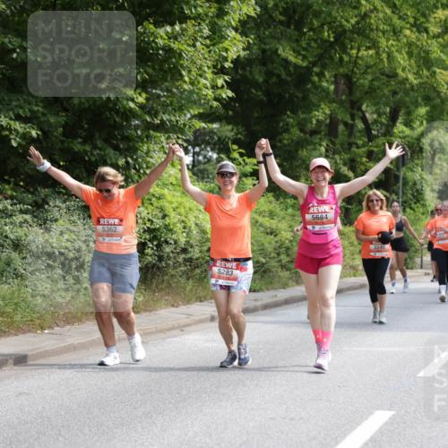 15.06.2025 - REWE Women's Run Jannik Wohlers http://msf.ph/oto/7938550 15.06.2025 10:14:29 Laufen 5362, 5283, 5684, 010, 5545 meine-sportfotos.de