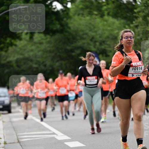 15.06.2025 - REWE Women's Run Dr. Thomas Lammeyer http://msf.ph/oto/7938575 15.06.2025 09:20:09 Laufen 10041, 10114 meine-sportfotos.de