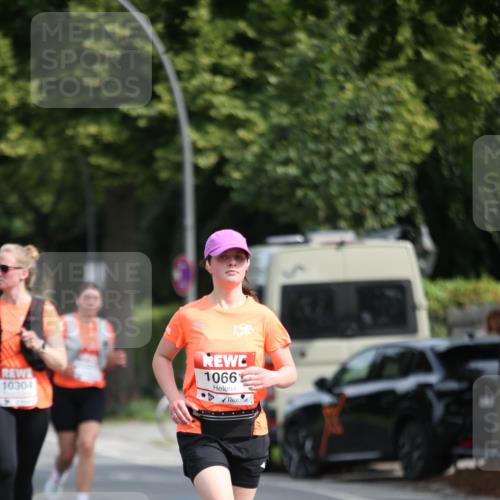 15.06.2025 - REWE Women's Run Jannik Wohlers http://msf.ph/oto/7938587 15.06.2025 09:56:26 Laufen 10304, 1066 meine-sportfotos.de