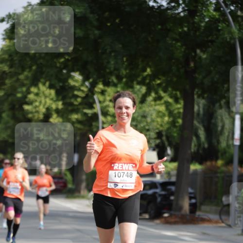 15.06.2025 - REWE Women's Run Jannik Wohlers http://msf.ph/oto/7938590 15.06.2025 08:44:14 Laufen 10748 meine-sportfotos.de