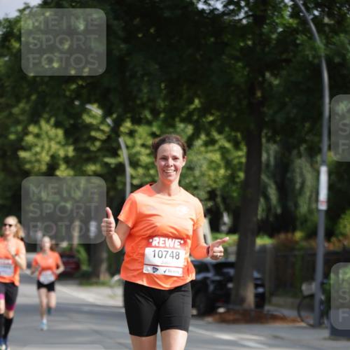 15.06.2025 - REWE Women's Run Jannik Wohlers http://msf.ph/oto/7938591 15.06.2025 08:44:14 Laufen 10748 meine-sportfotos.de