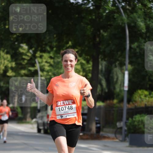 15.06.2025 - REWE Women's Run Jannik Wohlers http://msf.ph/oto/7938610 15.06.2025 08:44:14 Laufen 10748 meine-sportfotos.de