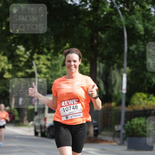 15.06.2025 - REWE Women's Run Jannik Wohlers http://msf.ph/oto/7938616 15.06.2025 08:44:14 Laufen 10748 meine-sportfotos.de