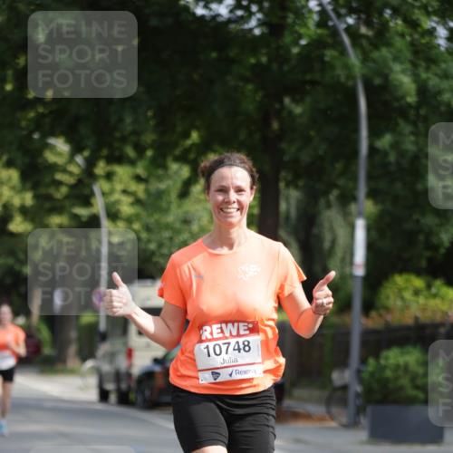 15.06.2025 - REWE Women's Run Jannik Wohlers http://msf.ph/oto/7938626 15.06.2025 08:44:14 Laufen 10748 meine-sportfotos.de