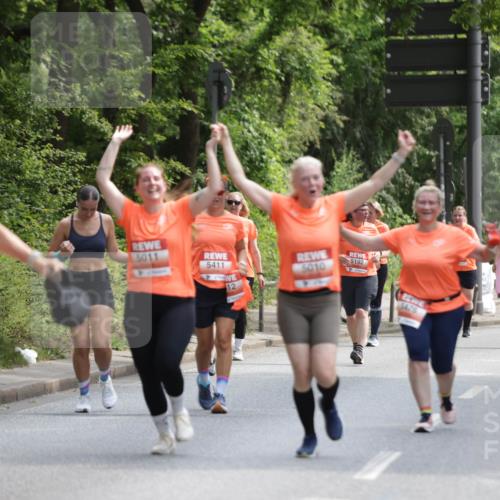15.06.2025 - REWE Women's Run Jannik Wohlers http://msf.ph/oto/7938680 15.06.2025 10:14:32 Laufen 5011, 5411, 5645, 12, 5010, 5192, 5476, 5035, 5036 meine-sportfotos.de