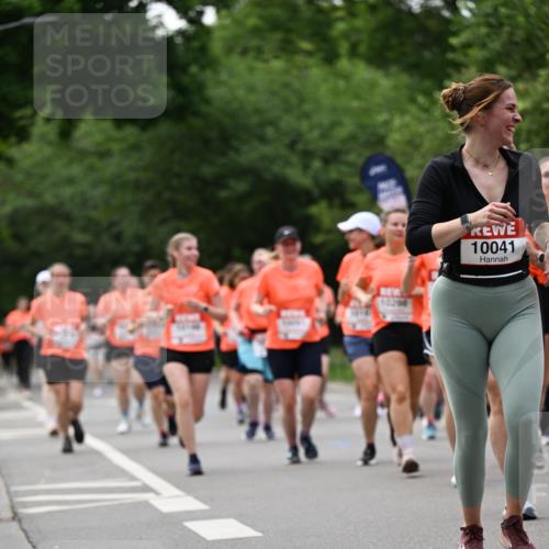 15.06.2025 - REWE Women's Run Dr. Thomas Lammeyer http://msf.ph/oto/7938691 15.06.2025 09:20:11 Laufen 10041 meine-sportfotos.de