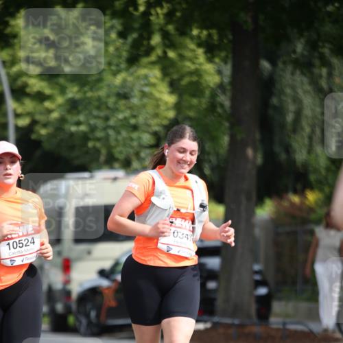 15.06.2025 - REWE Women's Run Jannik Wohlers http://msf.ph/oto/7938710 15.06.2025 09:56:32 Laufen 10524, 034 meine-sportfotos.de