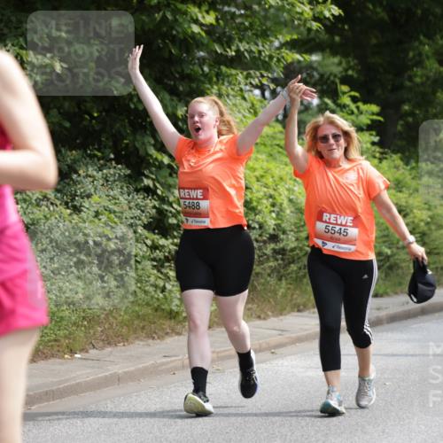 15.06.2025 - REWE Women's Run Jannik Wohlers http://msf.ph/oto/7938724 15.06.2025 10:14:33 Laufen 5488, 5545, 5011 meine-sportfotos.de