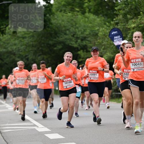 15.06.2025 - REWE Women's Run Dr. Thomas Lammeyer http://msf.ph/oto/7938738 15.06.2025 09:20:12 Laufen 10390, 10383, 10188, 10091, 102, 10043 meine-sportfotos.de