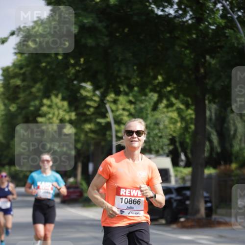 15.06.2025 - REWE Women's Run Jannik Wohlers http://msf.ph/oto/7938762 15.06.2025 08:44:17 Laufen 10866 meine-sportfotos.de