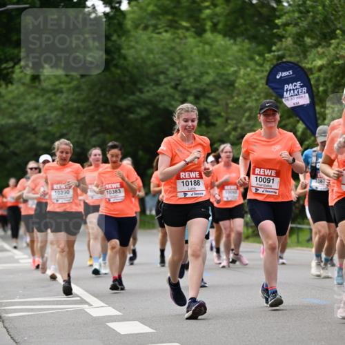 15.06.2025 - REWE Women's Run Dr. Thomas Lammeyer http://msf.ph/oto/7938766 15.06.2025 09:20:13 Laufen 10390, 10383, 10188, 10091, 06, 30, 1087 meine-sportfotos.de
