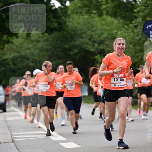 15.06.2025 - REWE Women's Run Dr. Thomas Lammeyer http://msf.ph/oto/7938782 15.06.2025 09:20:14 Laufen 10390, 10383, 10188 meine-sportfotos.de