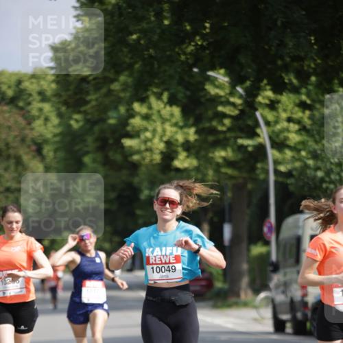 15.06.2025 - REWE Women's Run Jannik Wohlers http://msf.ph/oto/7938791 15.06.2025 08:44:18 Laufen 10049 meine-sportfotos.de