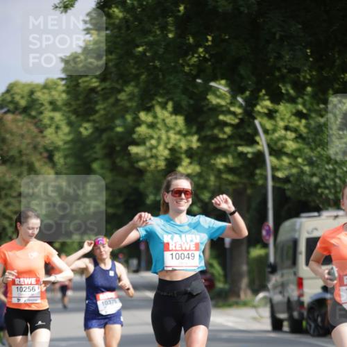 15.06.2025 - REWE Women's Run Jannik Wohlers http://msf.ph/oto/7938801 15.06.2025 08:44:18 Laufen 10256, 10375, 10049 meine-sportfotos.de