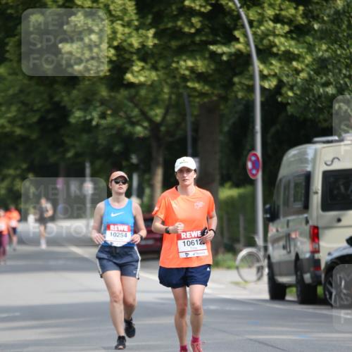 15.06.2025 - REWE Women's Run Jannik Wohlers http://msf.ph/oto/7938808 15.06.2025 09:56:54 Laufen 10254, 10612 meine-sportfotos.de