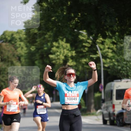 15.06.2025 - REWE Women's Run Jannik Wohlers http://msf.ph/oto/7938810 15.06.2025 08:44:18 Laufen 10256, 10375, 10049 meine-sportfotos.de