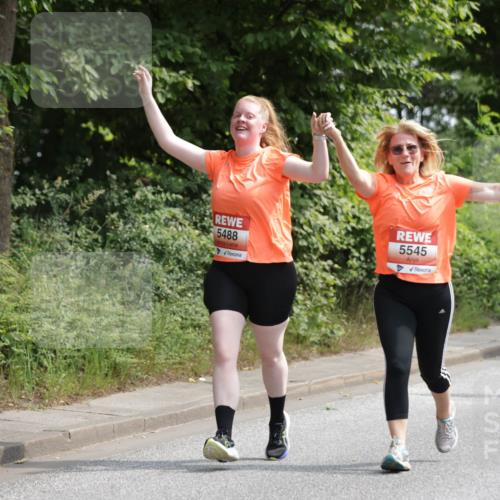 15.06.2025 - REWE Women's Run Jannik Wohlers http://msf.ph/oto/7938818 15.06.2025 10:14:34 Laufen 5488, 5545, 5011 meine-sportfotos.de