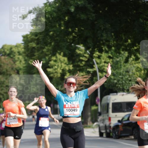 15.06.2025 - REWE Women's Run Jannik Wohlers http://msf.ph/oto/7938834 15.06.2025 08:44:19 Laufen 10256, 10049 meine-sportfotos.de