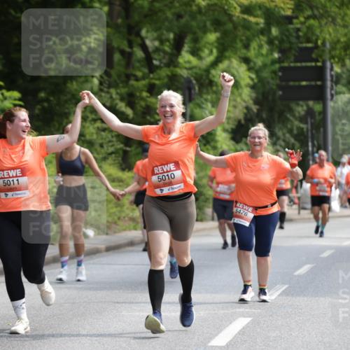 15.06.2025 - REWE Women's Run Jannik Wohlers http://msf.ph/oto/7938868 15.06.2025 10:14:35 Laufen 5011, 5010, 5476 meine-sportfotos.de