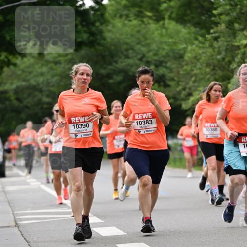 15.06.2025 - REWE Women's Run Dr. Thomas Lammeyer http://msf.ph/oto/7938901 15.06.2025 09:20:16 Laufen 10390, 10383, 10380, 10 meine-sportfotos.de