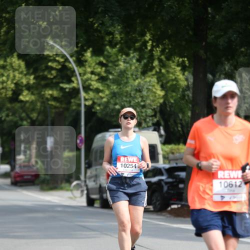 15.06.2025 - REWE Women's Run Jannik Wohlers http://msf.ph/oto/7938918 15.06.2025 09:57:00 Laufen 10254, 10612 meine-sportfotos.de