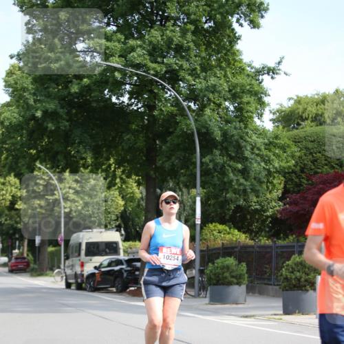 15.06.2025 - REWE Women's Run Jannik Wohlers http://msf.ph/oto/7938958 15.06.2025 09:57:02 Laufen 10254 meine-sportfotos.de