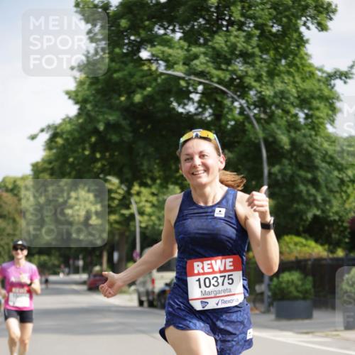 15.06.2025 - REWE Women's Run Jannik Wohlers http://msf.ph/oto/7938959 15.06.2025 08:44:23 Laufen 10375 meine-sportfotos.de