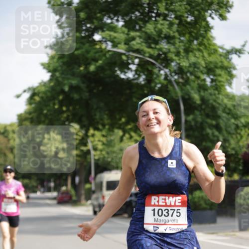 15.06.2025 - REWE Women's Run Jannik Wohlers http://msf.ph/oto/7938966 15.06.2025 08:44:23 Laufen 10375 meine-sportfotos.de