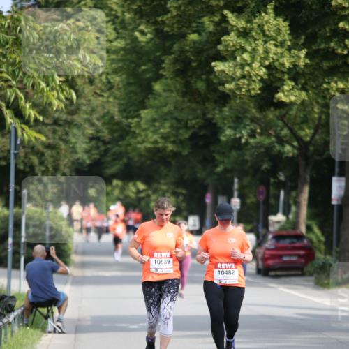 15.06.2025 - REWE Women's Run Jannik Wohlers http://msf.ph/oto/7938986 15.06.2025 09:57:13 Laufen 10639, 10482 meine-sportfotos.de