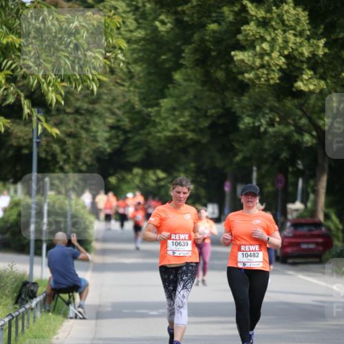 15.06.2025 - REWE Women's Run Jannik Wohlers http://msf.ph/oto/7938991 15.06.2025 09:57:14 Laufen 10639, 10482 meine-sportfotos.de
