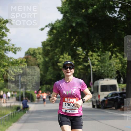 15.06.2025 - REWE Women's Run Jannik Wohlers http://msf.ph/oto/7939022 15.06.2025 08:44:24 Laufen 1000 meine-sportfotos.de