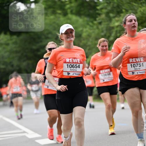 15.06.2025 - REWE Women's Run Dr. Thomas Lammeyer http://msf.ph/oto/7939031 15.06.2025 09:20:19 Laufen 10654, 10698, 10751 meine-sportfotos.de